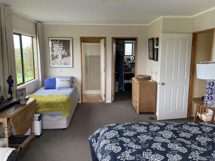 166 Torkar Road Clarks Beach_15