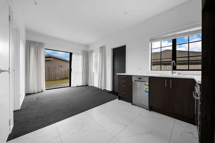 10 Poutawa Lane Clarks Beach_17