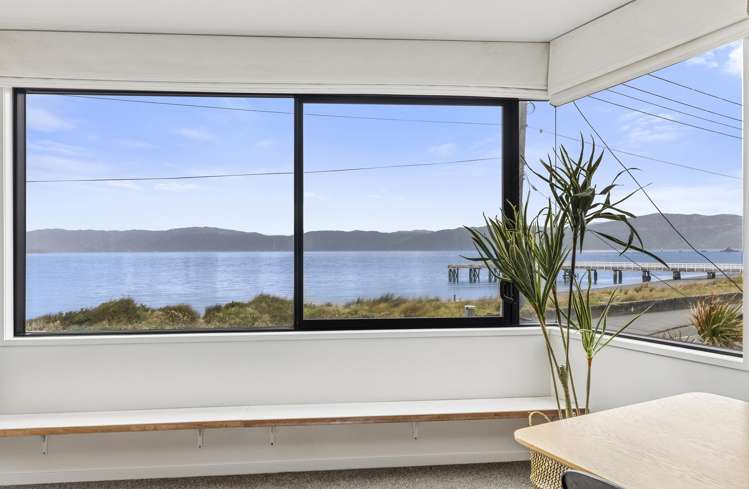 87 Marine Parade Seatoun_3