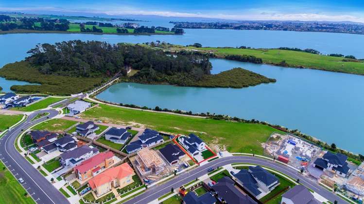 69 Milano Boulevard Karaka_25