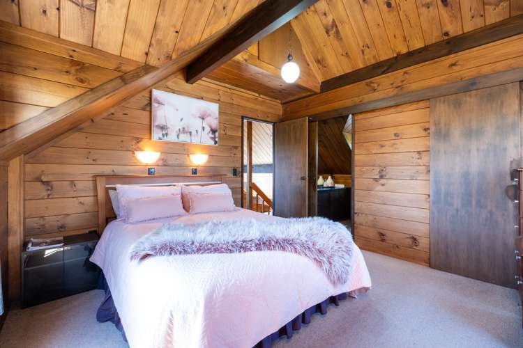 12 Deakin Place Clive_10