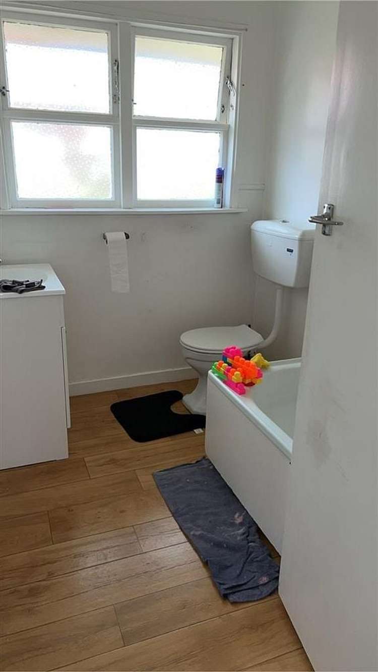 1/135 Elizabeth Drive Tokoroa_8