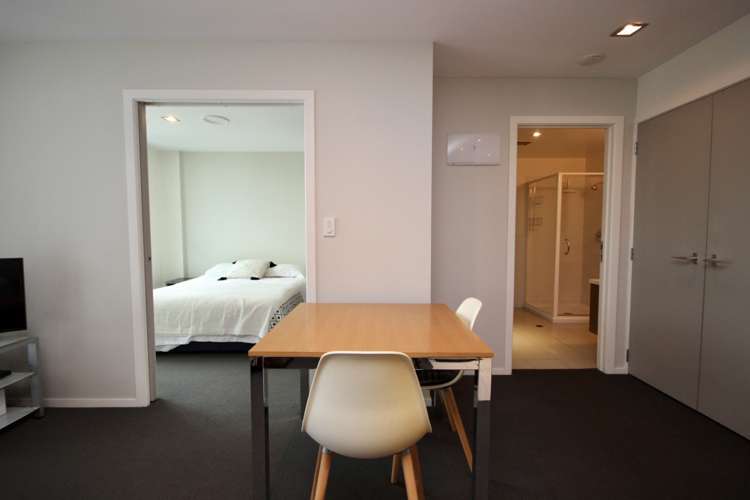 702/85 Beach Road Auckland Central_5