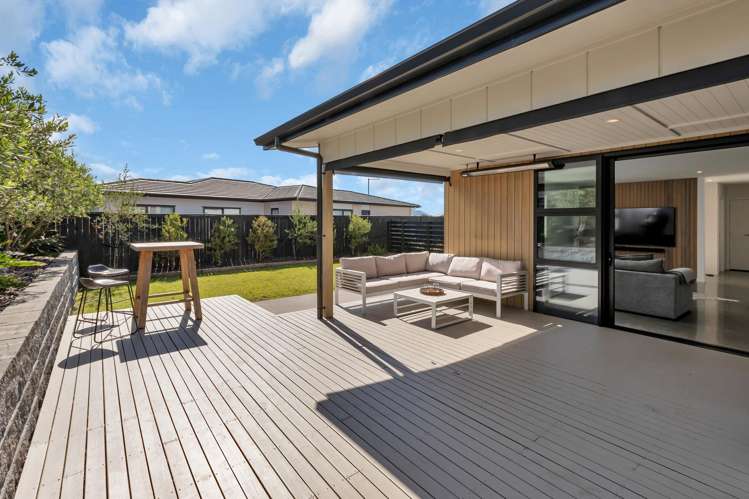 11 Olney Court One Tree Point_23