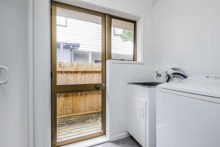 2/27 Duke Street Papakura_5