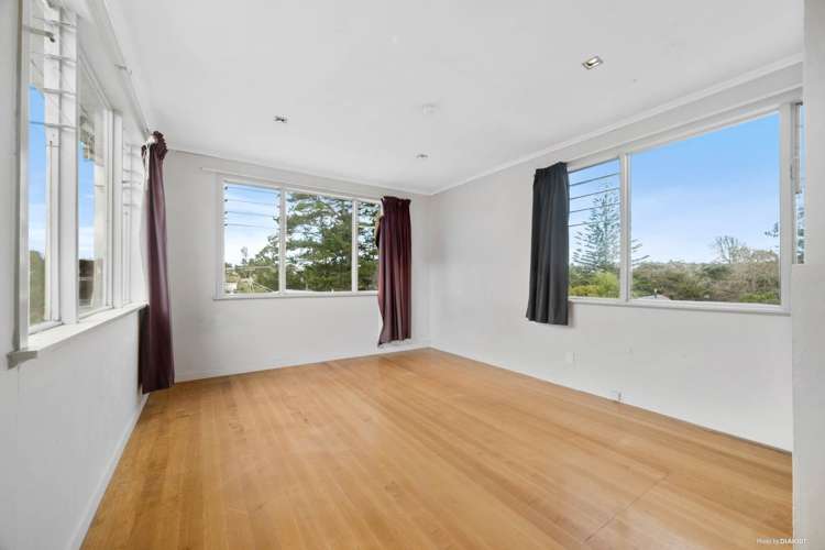 49b Lancaster Road Beach Haven_8