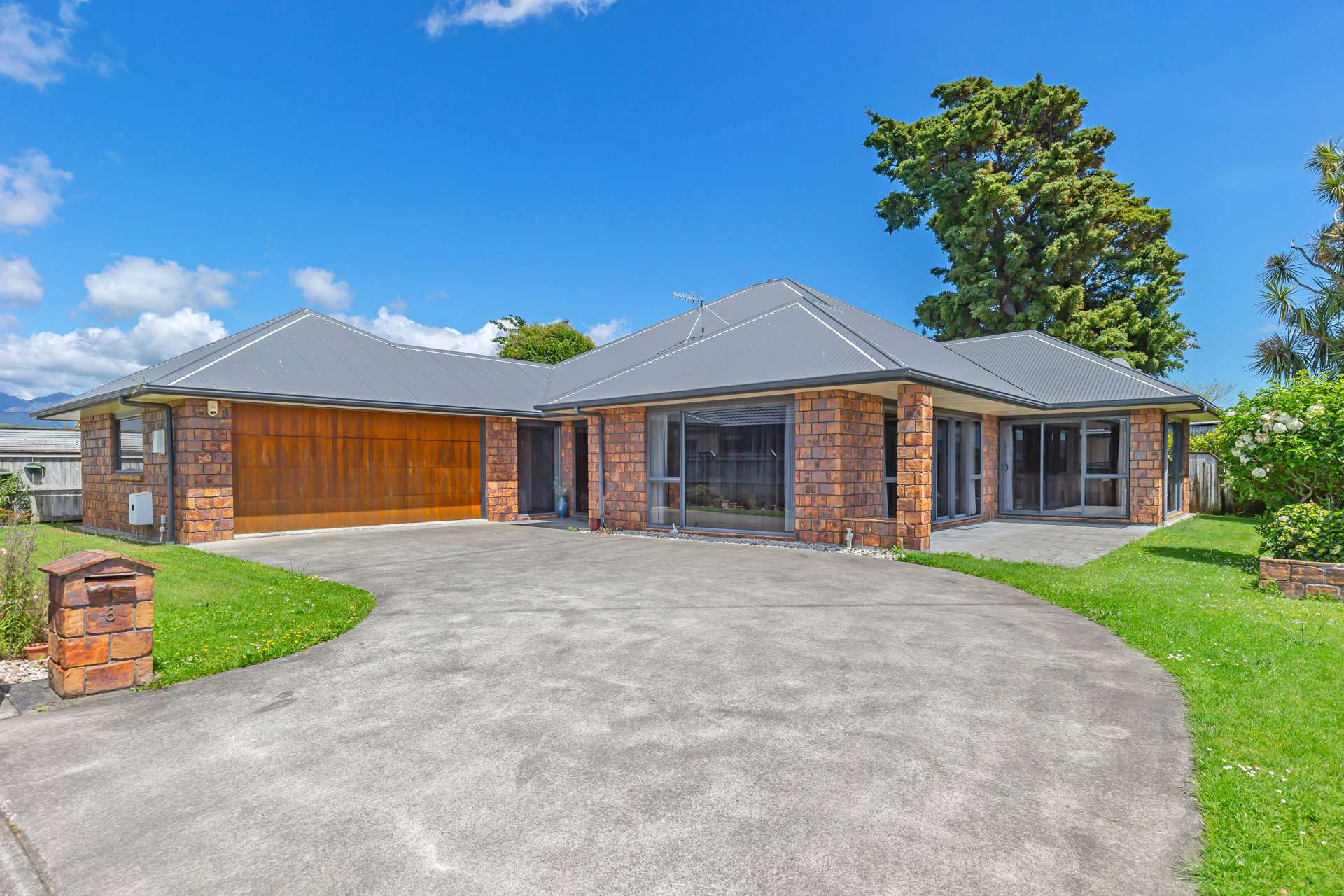 8 Campbell Grove Levin_0