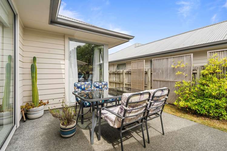 21 Fairwater Road Warkworth_12