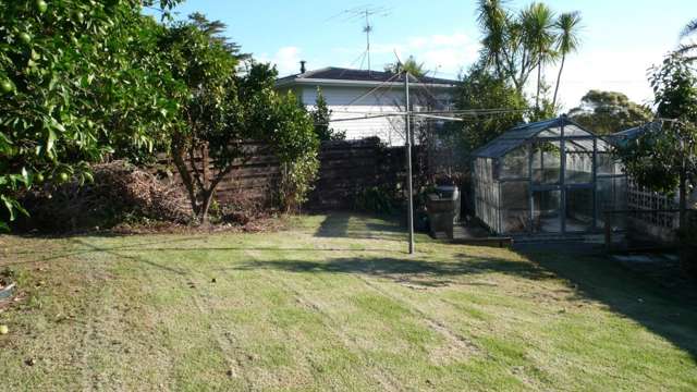 19 Coroglen Avenue Birkenhead_2