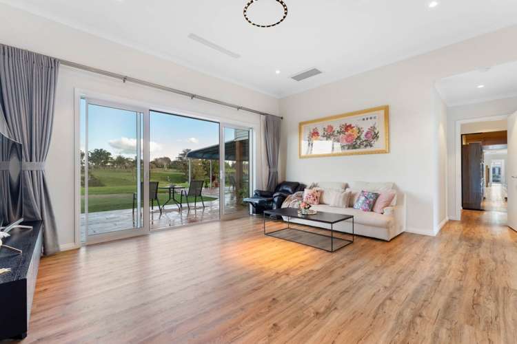 6 Livery Lane Taupaki_21