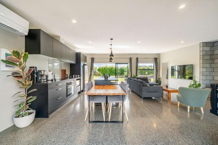 260 Fairview Drive Akatarawa_7