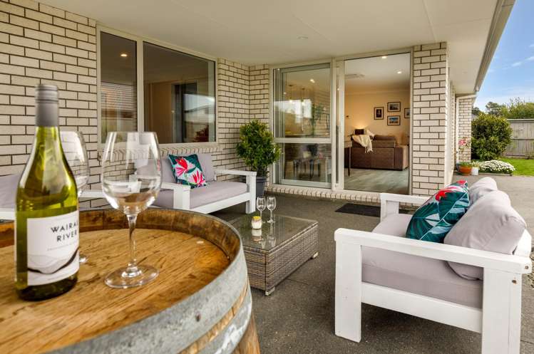 40 Catalina Crescent Burleigh_12