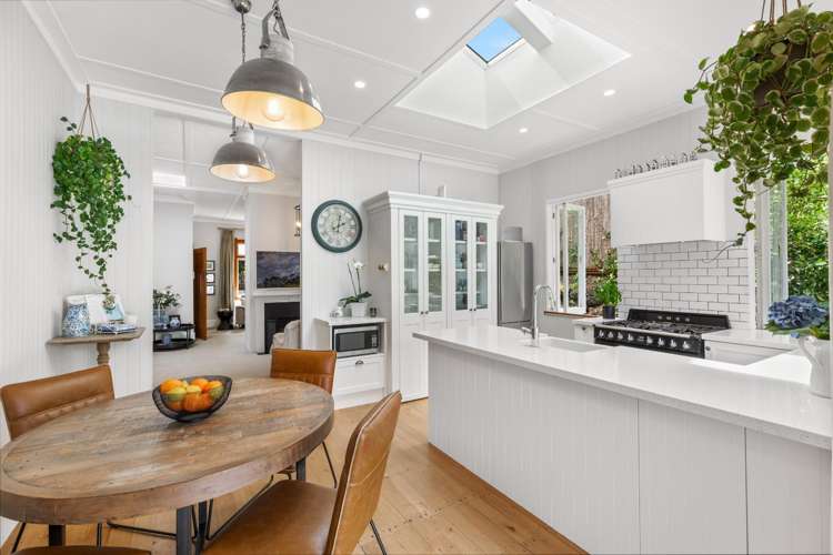 23 Ewen Alison Avenue Devonport_6