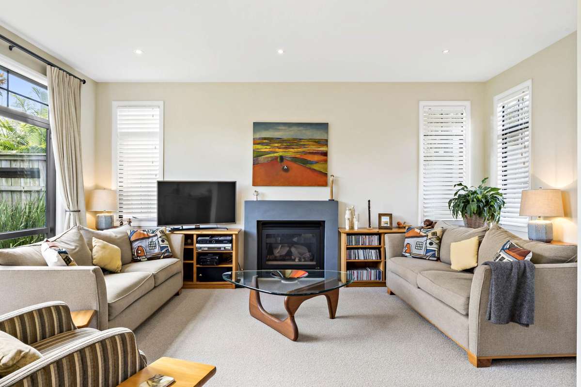 88B Waiatarua Road_4
