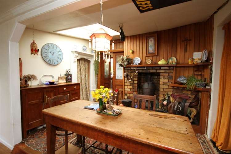 74 Victoria Street Waikino_9