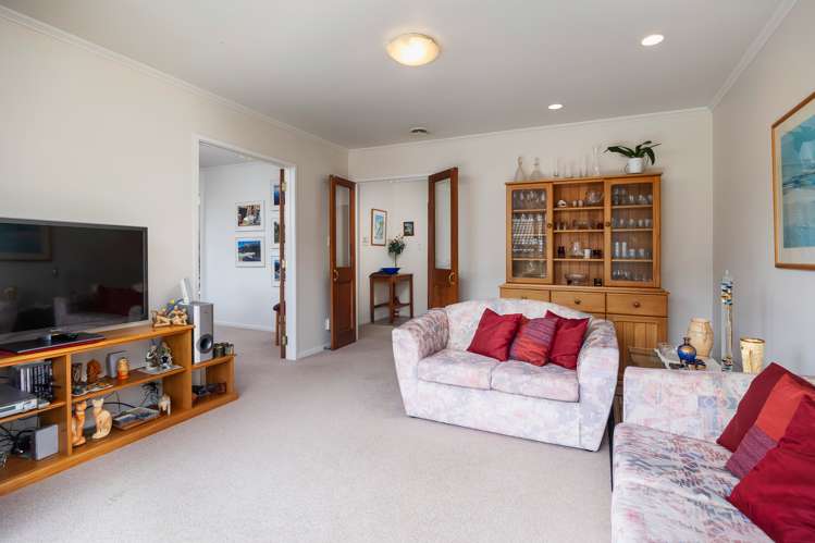 10 Francis Ryan Close Mount Albert_12