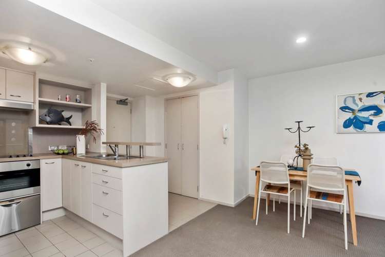 909/1 Hobson Street Auckland Central_6