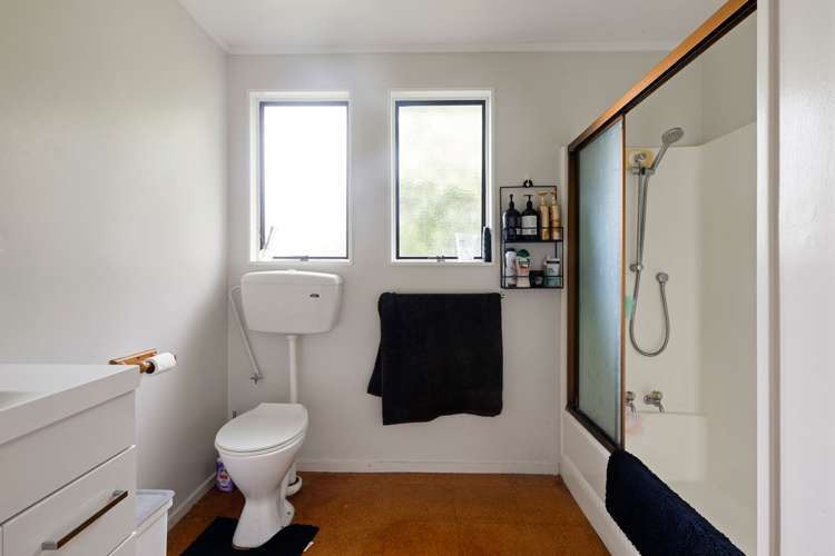 50 Challinor Street Pukete_8