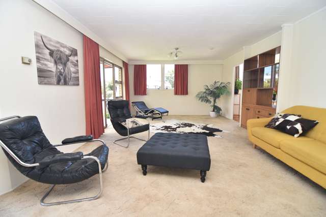 1 Deller Drive Carterton_2