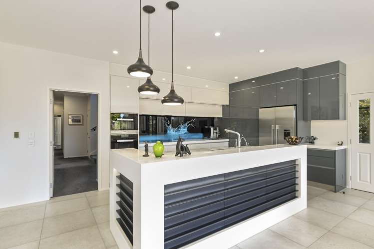 49 Shelter Grove_1