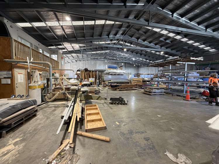 1 Packham Crescent Stoke_7