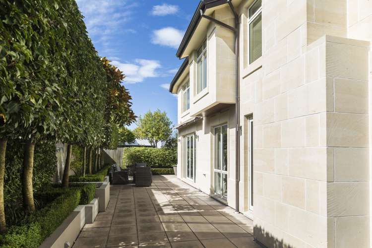 103 Aikmans Road Merivale_3