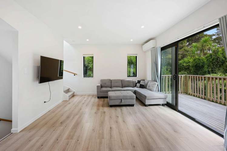 1/22 Spinella Drive Bayview_10