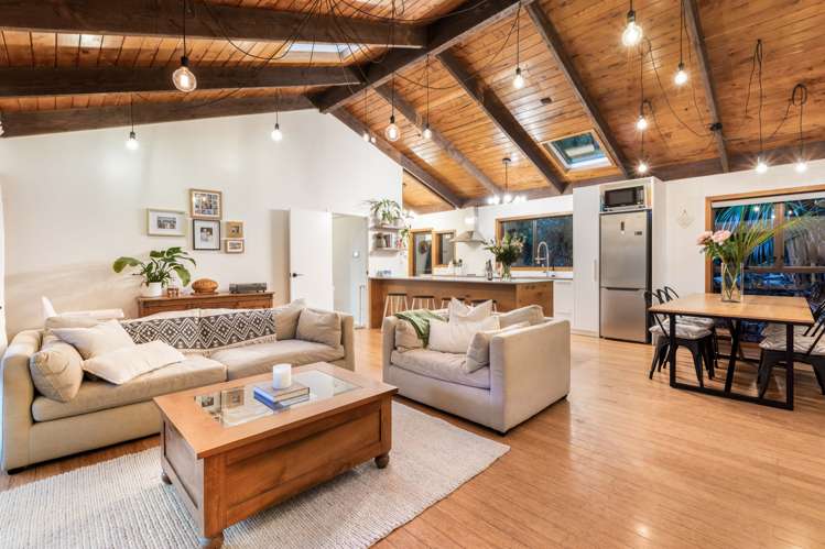 286 Huia Road Titirangi_5