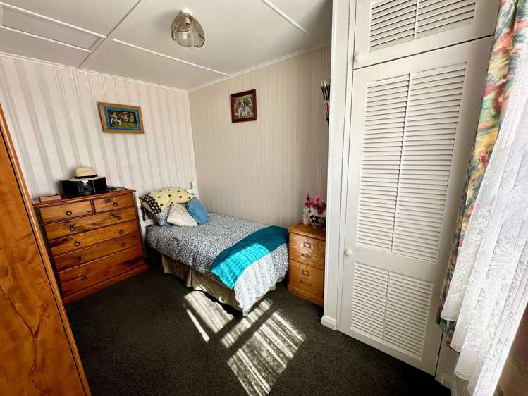 26 Eddystone Street Kaitangata_22