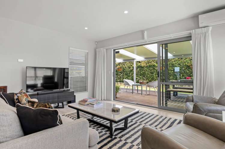 7 Kabardin Street Karaka_7
