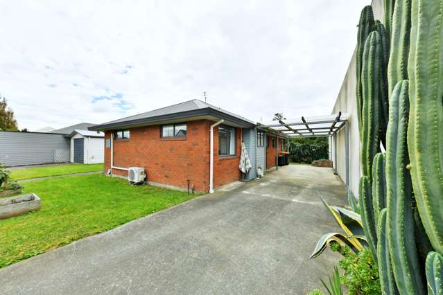 Easy Living, Smart Buying in a Handy Location