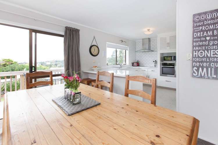 2/170 Stapleford Crescent Browns Bay_4