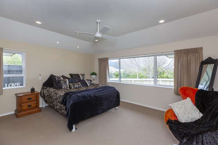2 Cascade Way Paraparaumu_12