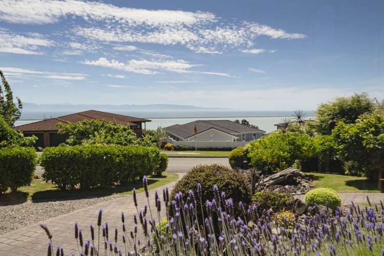 43 Tresillian Avenue Marybank_24