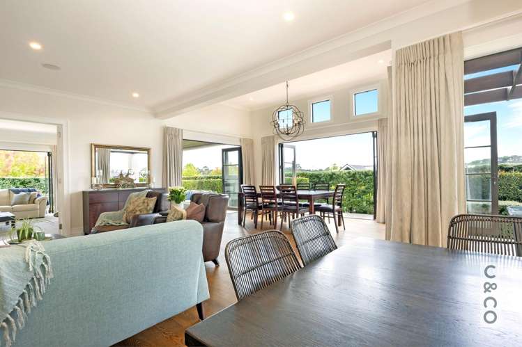 8 Tauwaka Crescent Riverhead_56