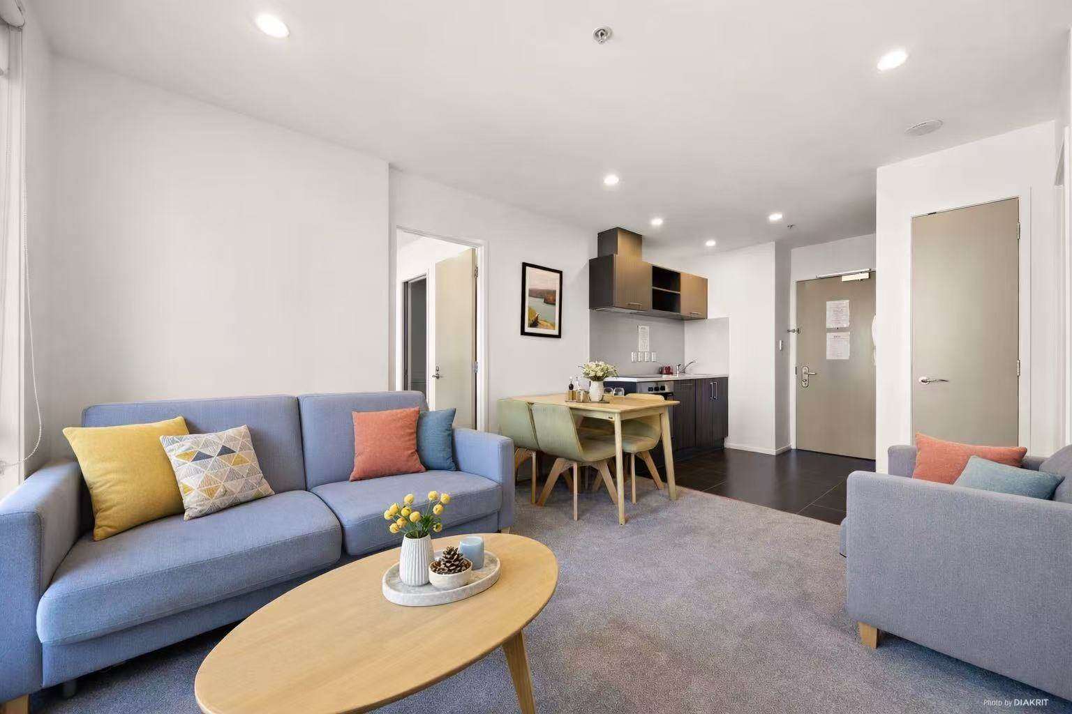 1901/74 Albert Street – hero
