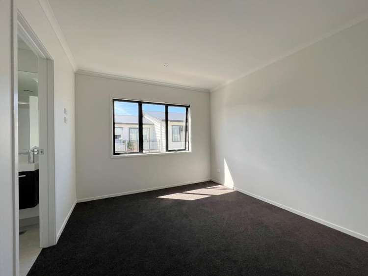 3/12 Charlemont Street 3295_7