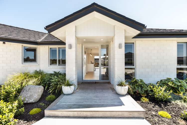 55 Alan Livingston Drive Cambridge_20