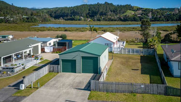145 Sharyn Place Whangamata_5