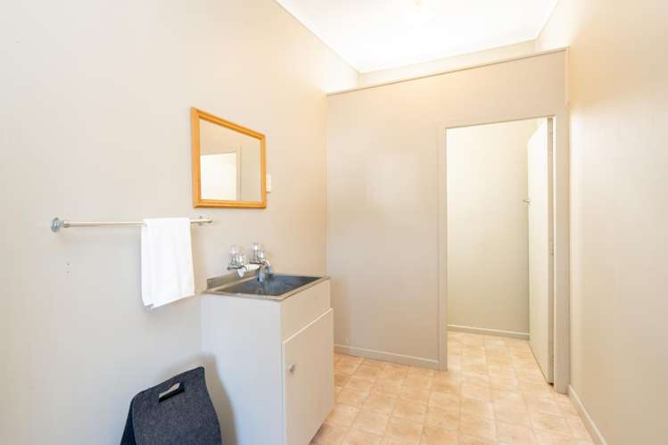 11 Essex Street Winton_13