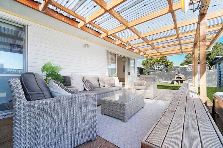 22 Muir Avenue Mangere Bridge_12