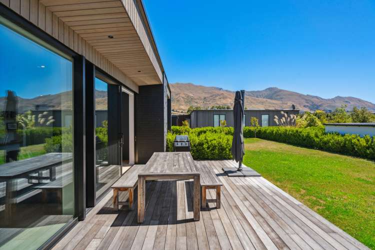 28 Stackbrae Avenue Wanaka_20