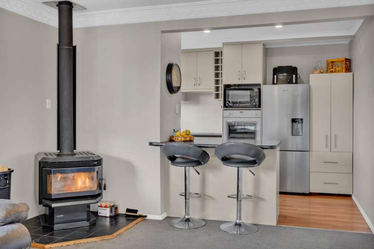 38 Brecon Road Stratford_11