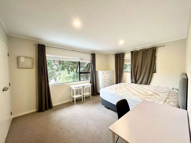 36B Greenvalley Rise Glenfield_3