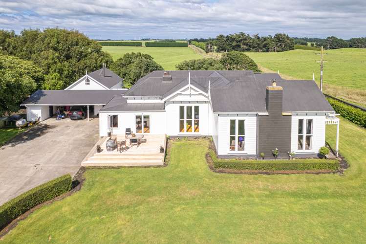 218 Parahaki Road Waverley_28