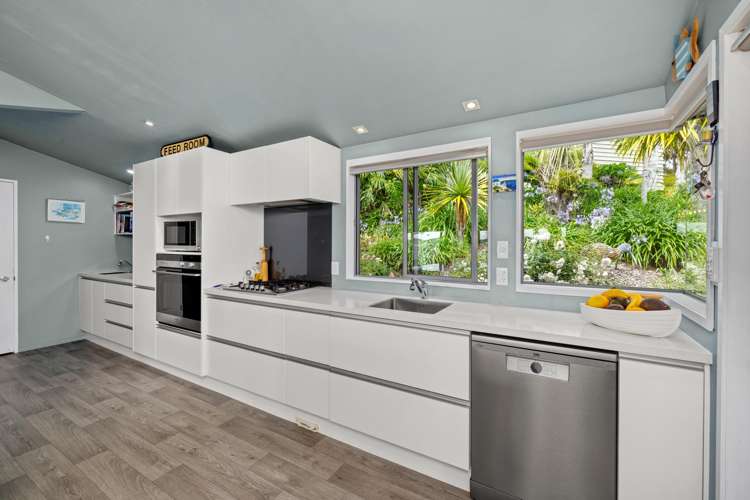 104 Te Wahapu Road Russell_4