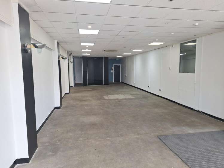 190-192 Devon Street East New Plymouth Central_2