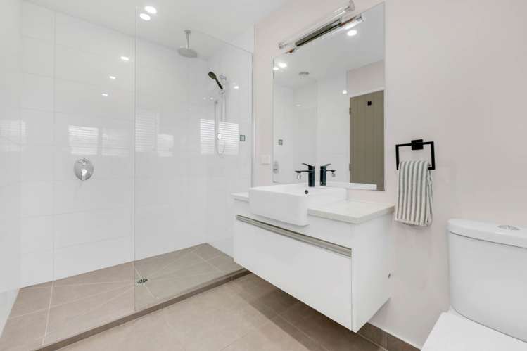 9 Weatherly Drive Beachlands_13