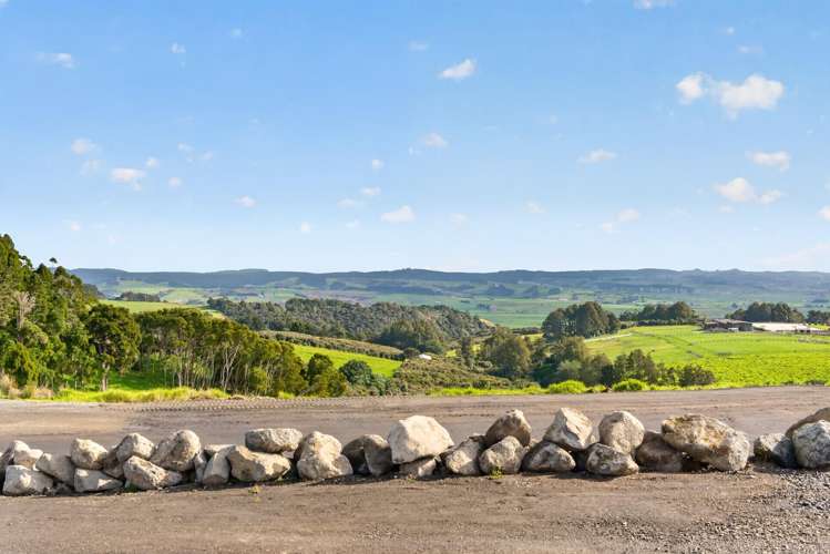 511 Kiwitahi Road Helensville_17