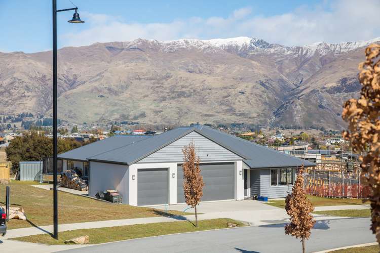 6 Barclay Place Wanaka_17